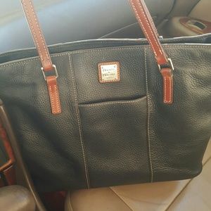 Dooney & Bourke
